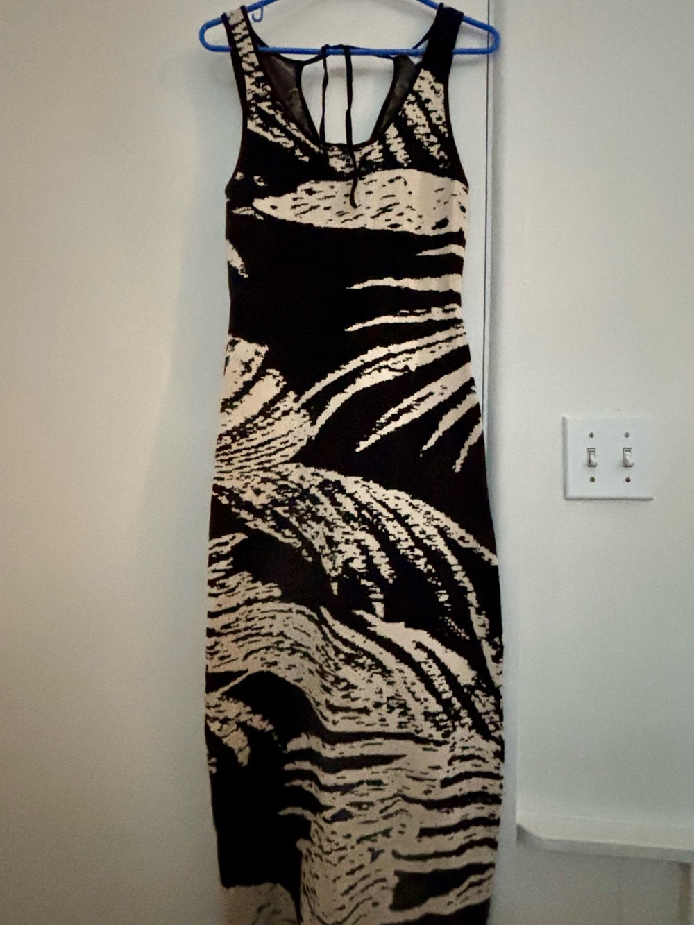 House of Harlow 1960 Black and Cream Abstract Maxi Dress